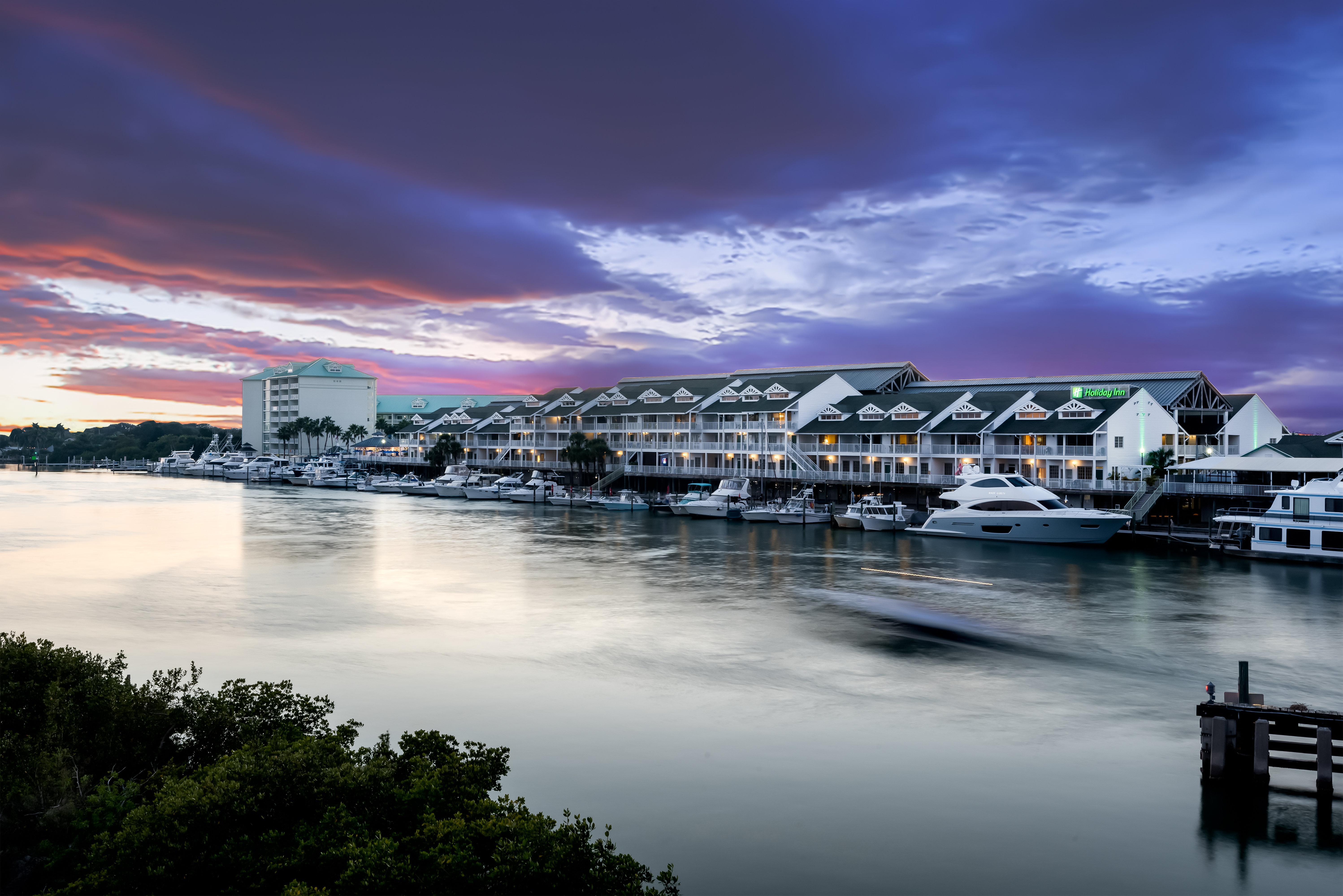 Holiday Inn & Suites Clearwater Beach S-Harbourside Eksteriør billede